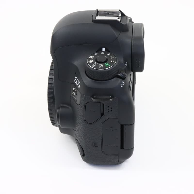 EOS 6D Mark II ボディー