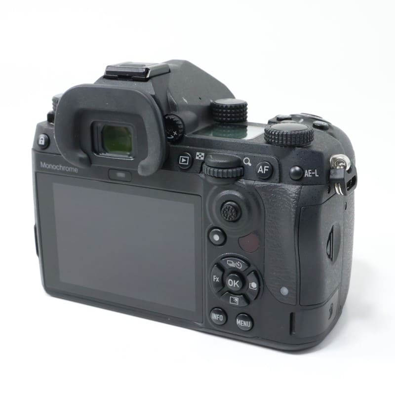 PENTAX K-3 デジタル一眼レフカメラボディ PENTAX PENTAX K-3 Mark III Monochrome ボディキット 中古