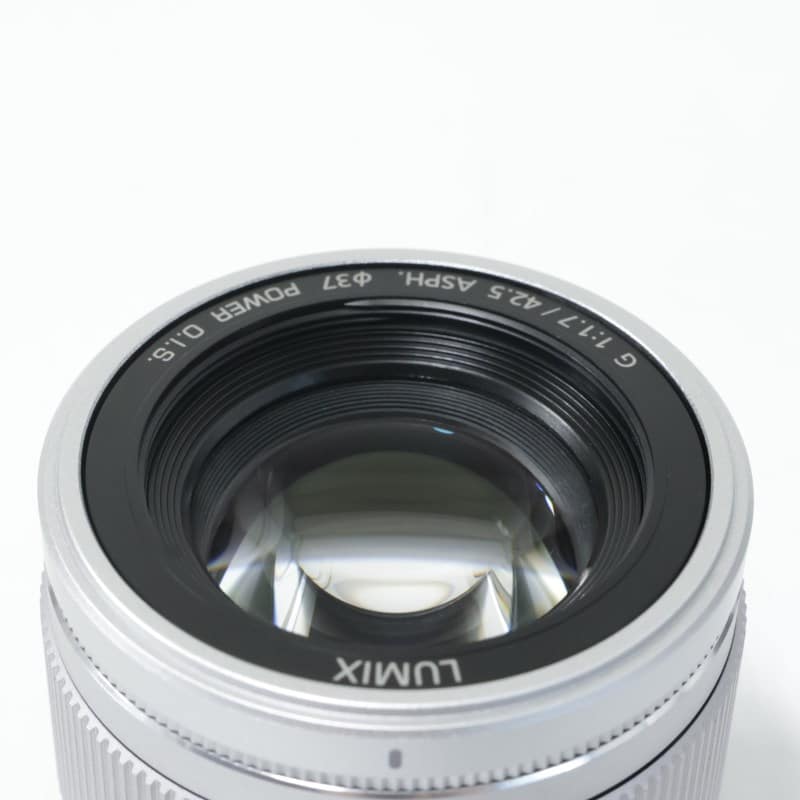 LUMIX G 42.5mm/F1.7 ASPH./POWER O.I.S. シルバー H-HS043-S