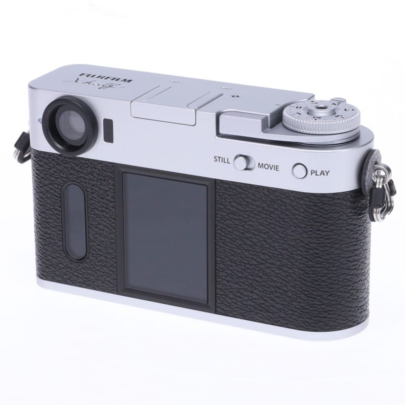 X half (FUJIFILM X-HF1) シルバー