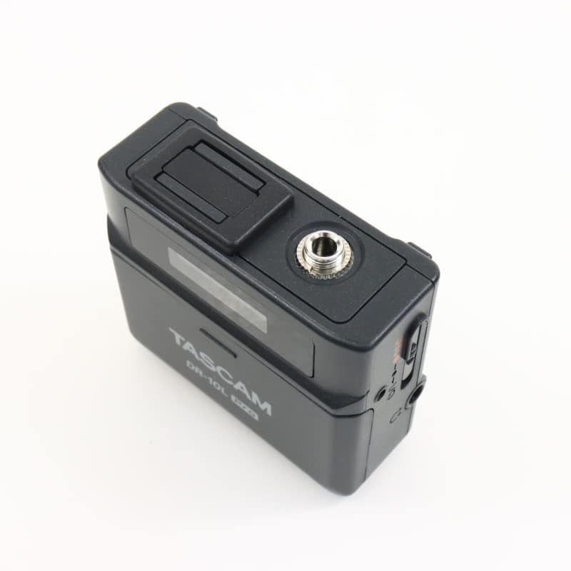 DR-10L Pro [32-Bit Float Field Recorder and Lavalier Mic]