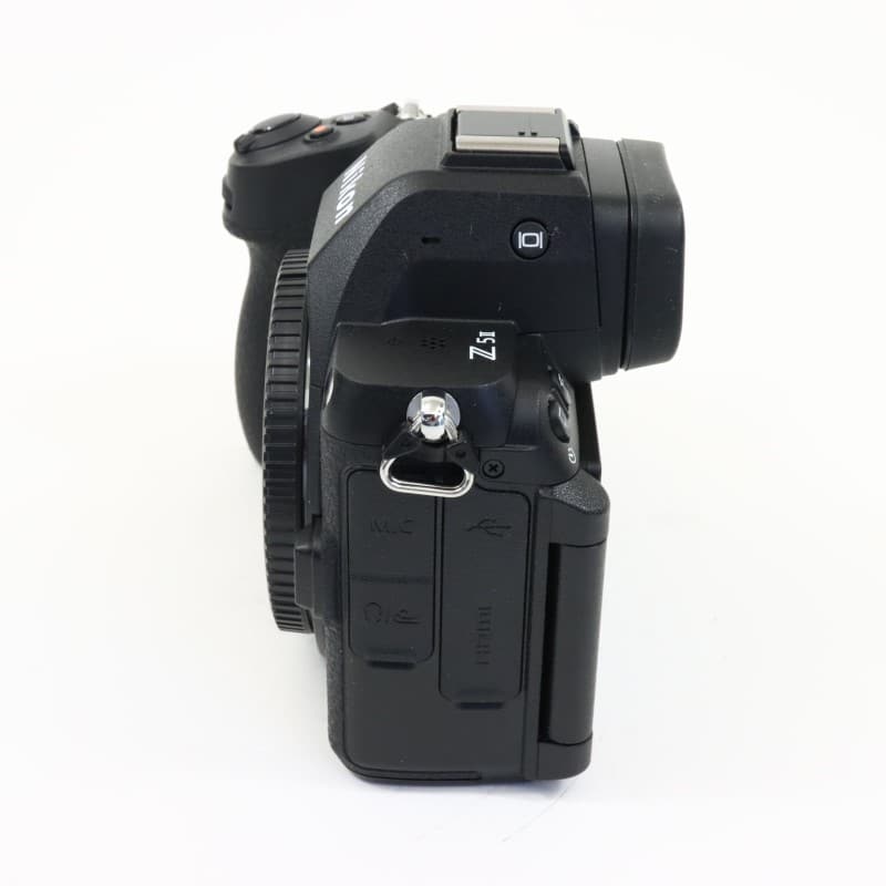 Z5II ボディ