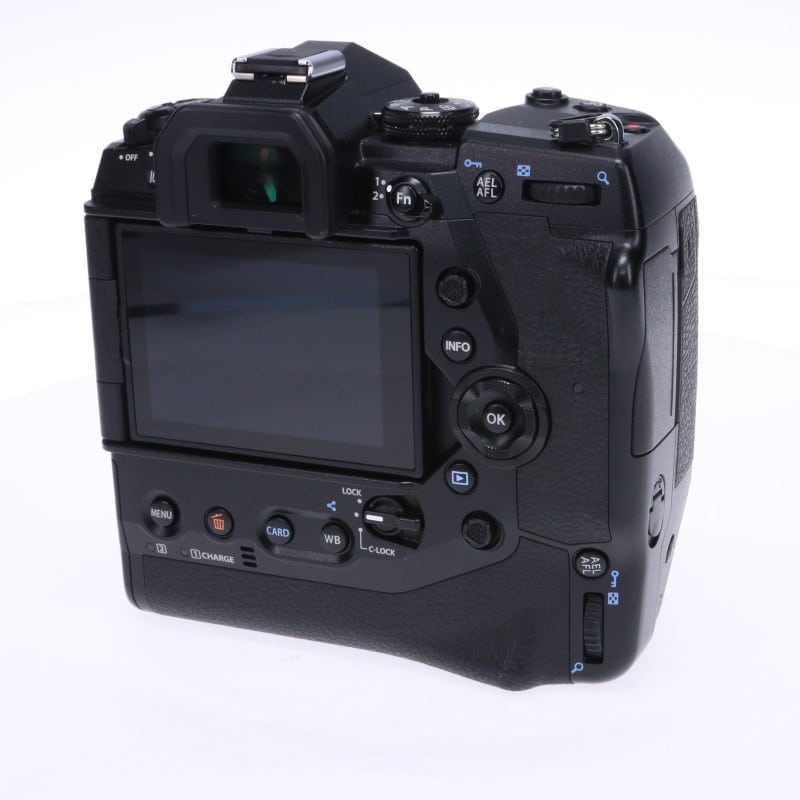 OM-D E-M1X ボディー