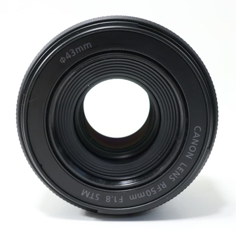 RF50mm F1.8 STM