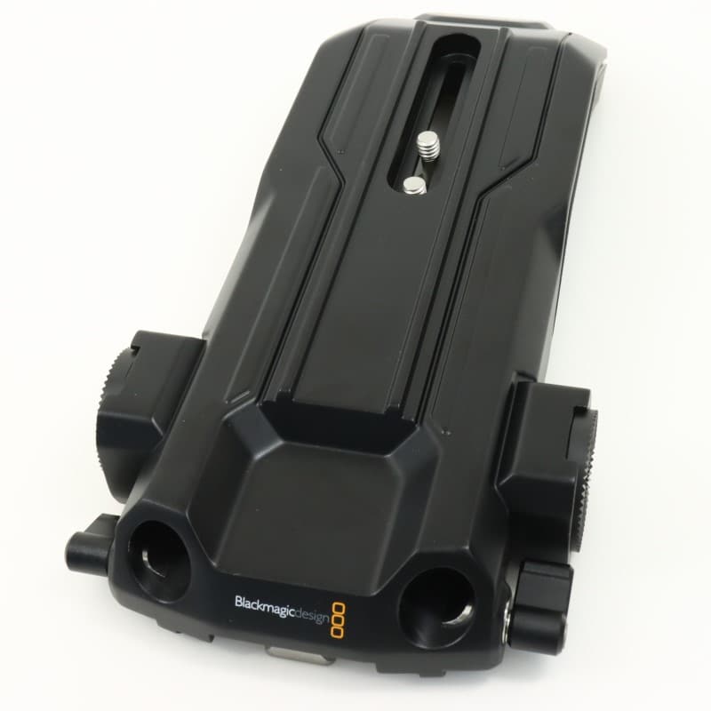 CINEURSASHMKM [Blackmagic URSA Mini Shoulder Kit]