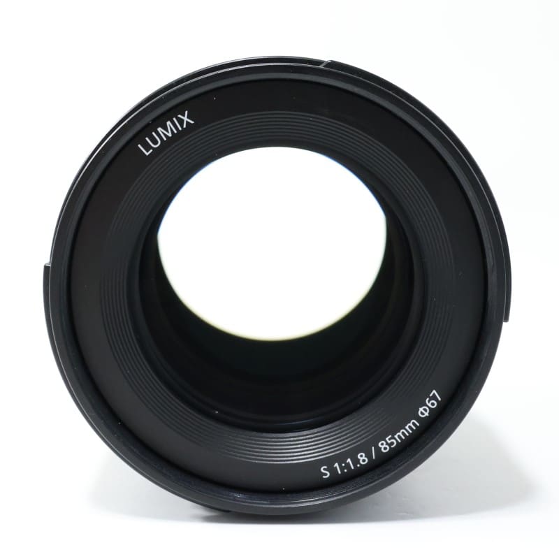 LUMIX S 85mm F1.8 S-S85