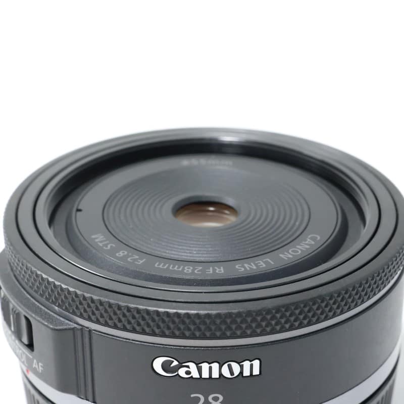 RF28mm F2.8 STM