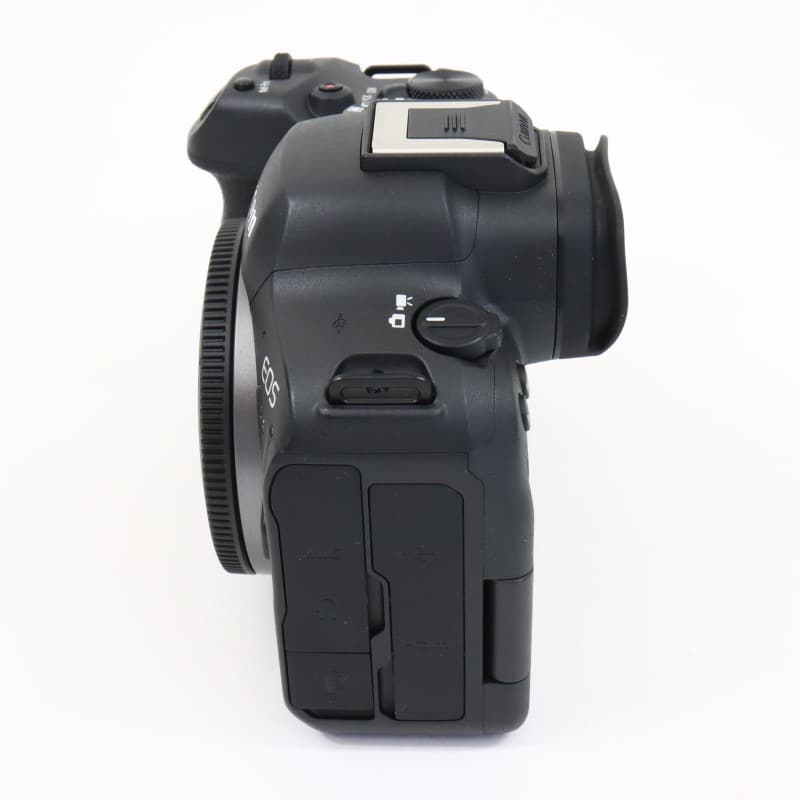 EOS R6 Mark II ボディー