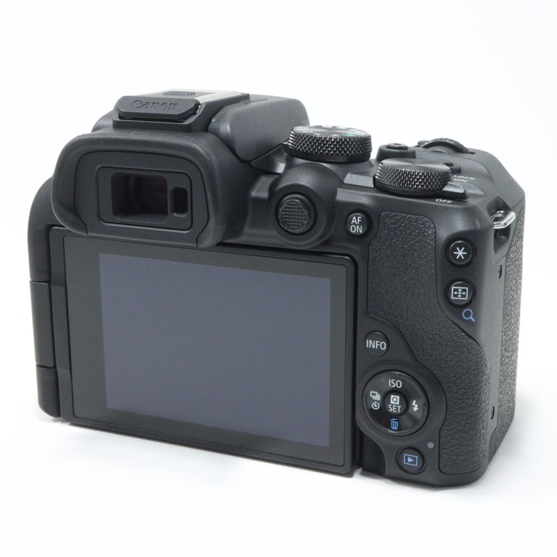 EOS R10