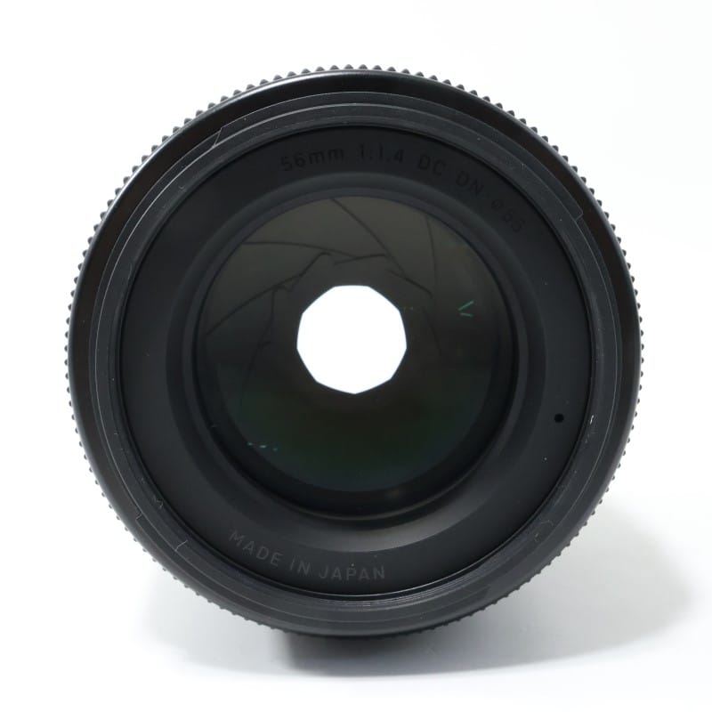 56mm F1.4 DC DN Contemporary 富士フイルムX