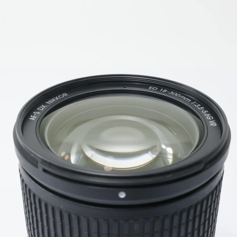 AF-S DX NIKKOR 18-300mm f/3.5-5.6G ED VR