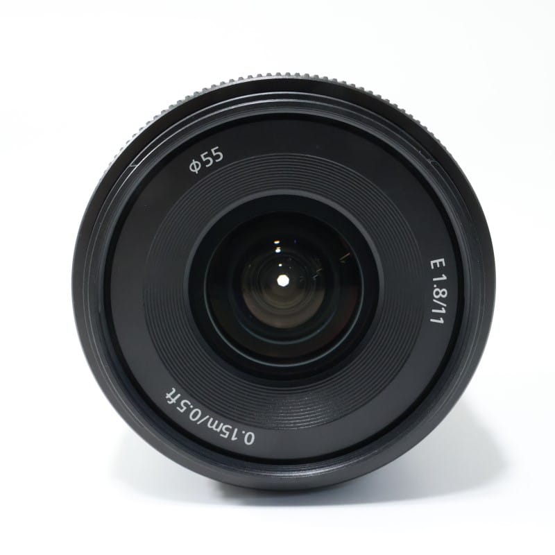 E 11mm F1.8 SEL11F18