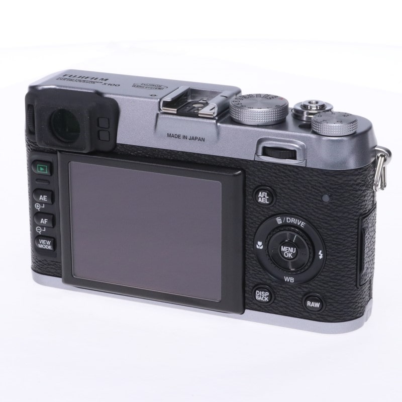 FinePix X100