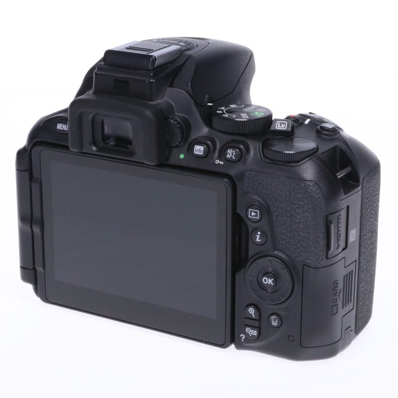 D5600 ボディ