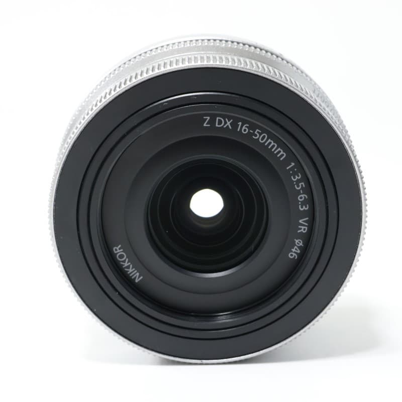 NIKKOR Z DX 16-50mm f/3.5-6.3 VR シルバー