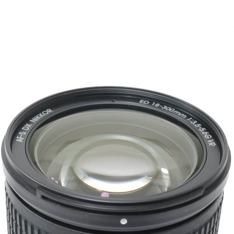 AF-S DX NIKKOR 18-300mm f/3.5-5.6G ED VR