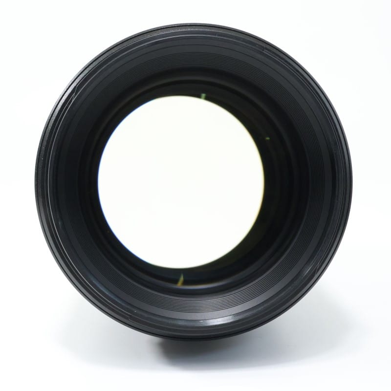 NIKKOR Z 135mm f/1.8 S Plena