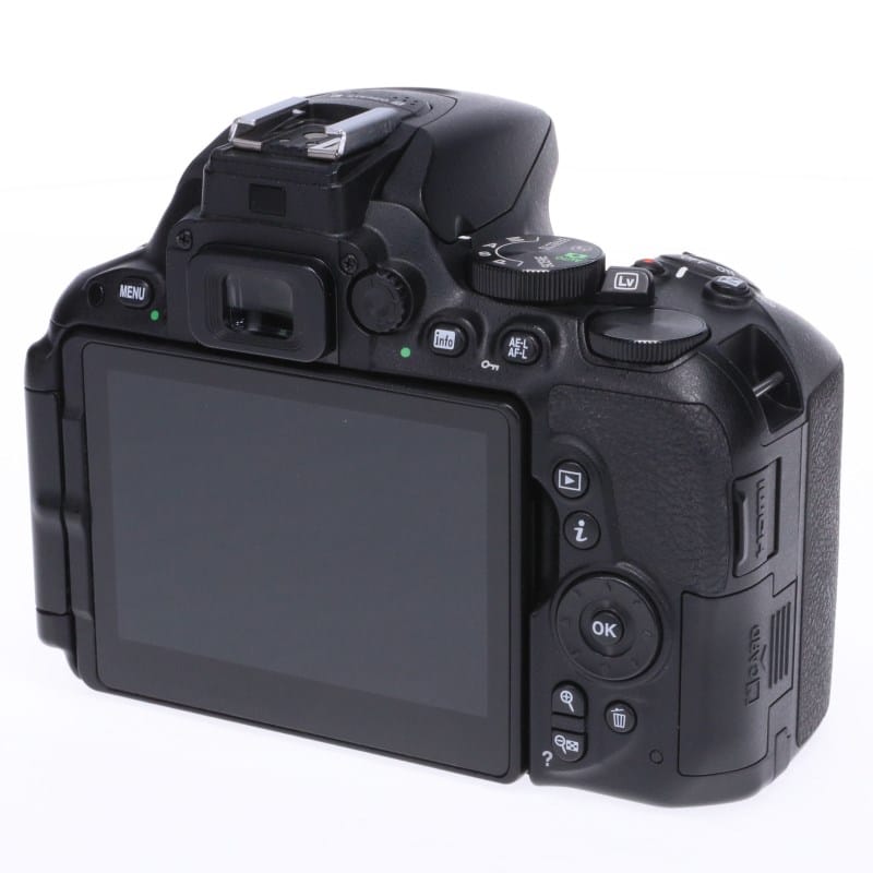 Nikon D5500 ボディ ブラック AB-ランク 中古｜フジヤカメラ
