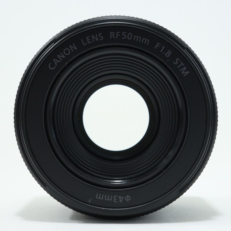 RF50mm F1.8 STM