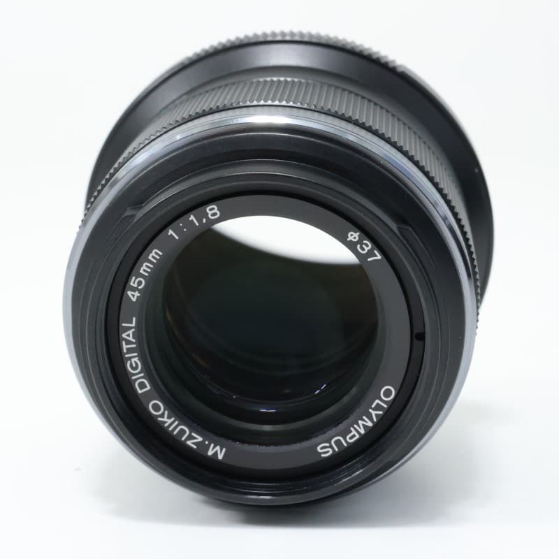 M.ZUIKO DIGITAL 45mm F1.8 ブラック