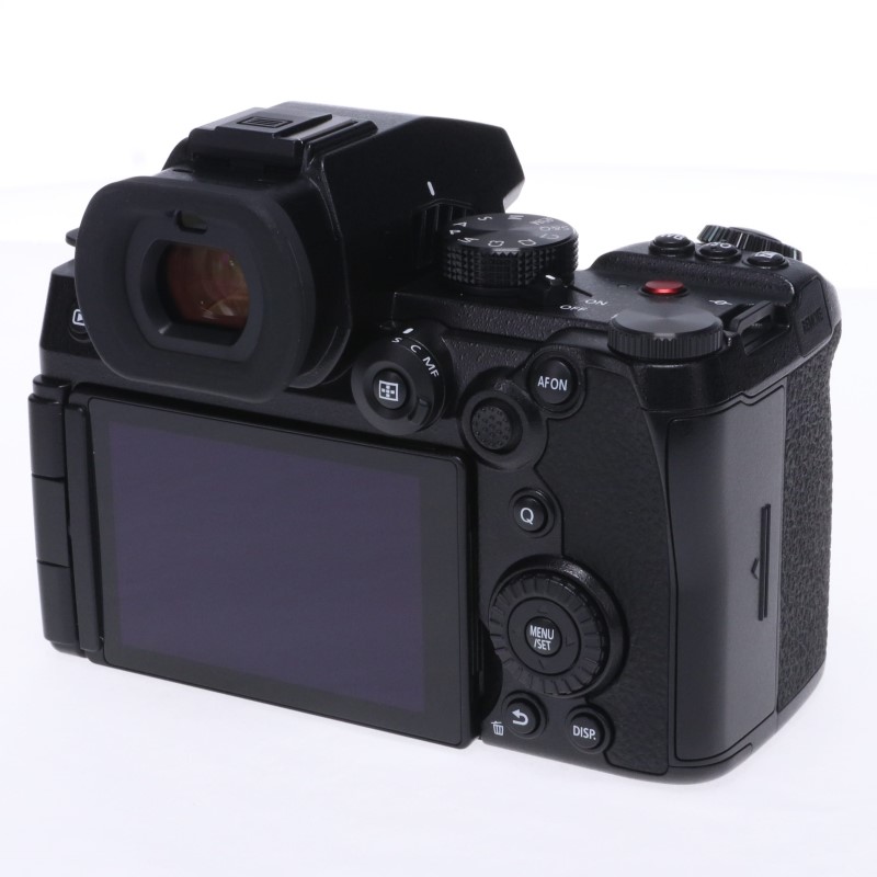 LUMIX DC-S5M2