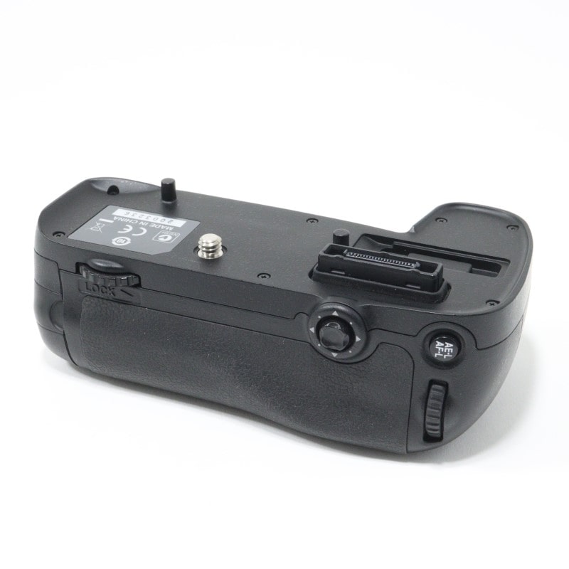 Nikon D7200 ボディ ＆ マルチパワーバッテリーパック MB-D15