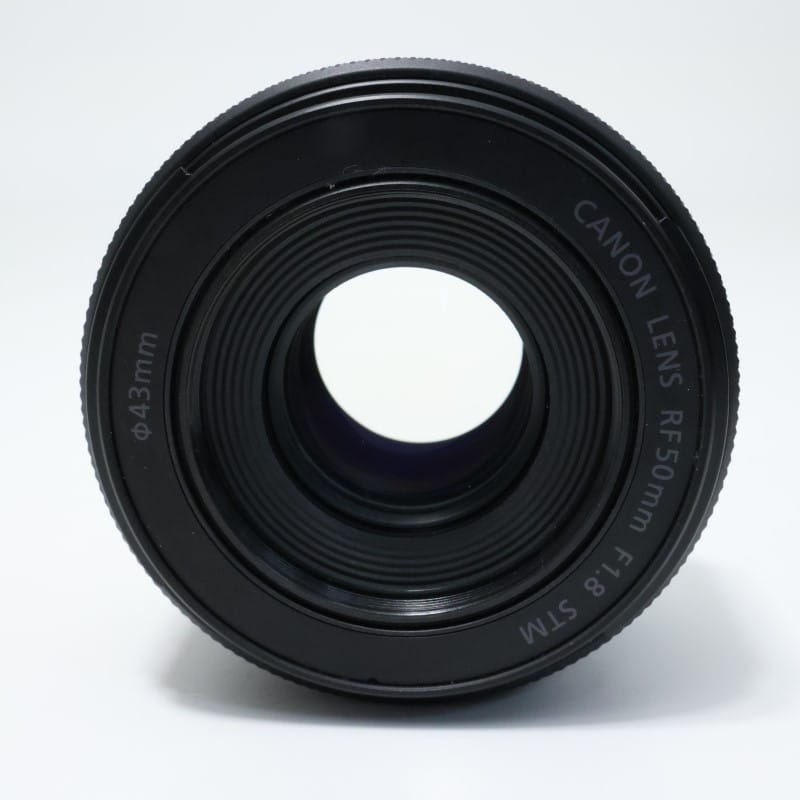 RF50mm F1.8 STM