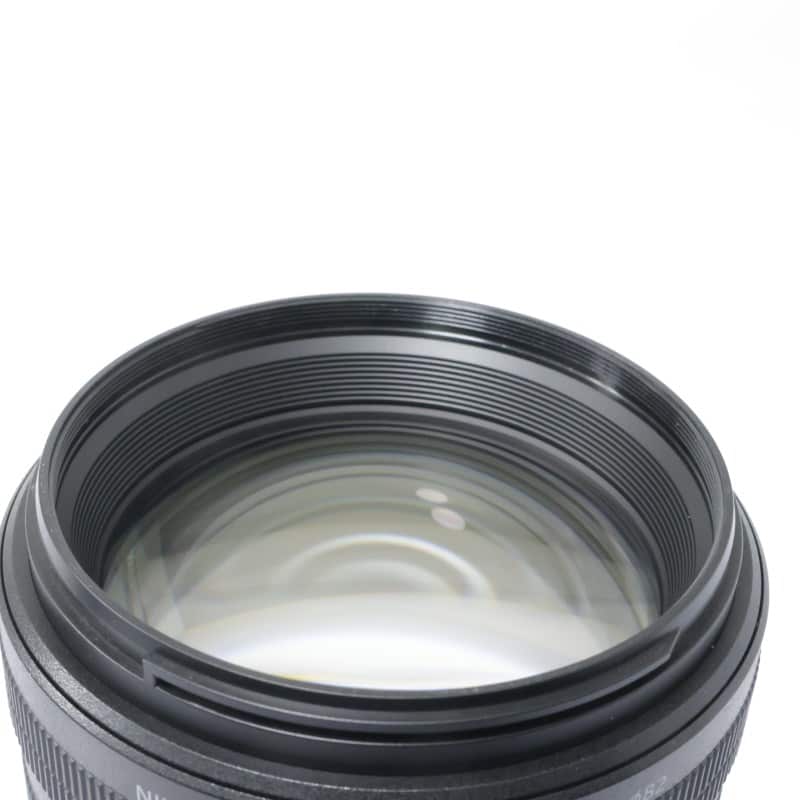 NIKKOR Z 135mm f/1.8 S Plena