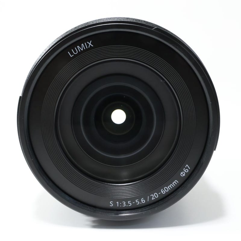 LUMIX S 20-60mm F3.5-5.6 S-R2060