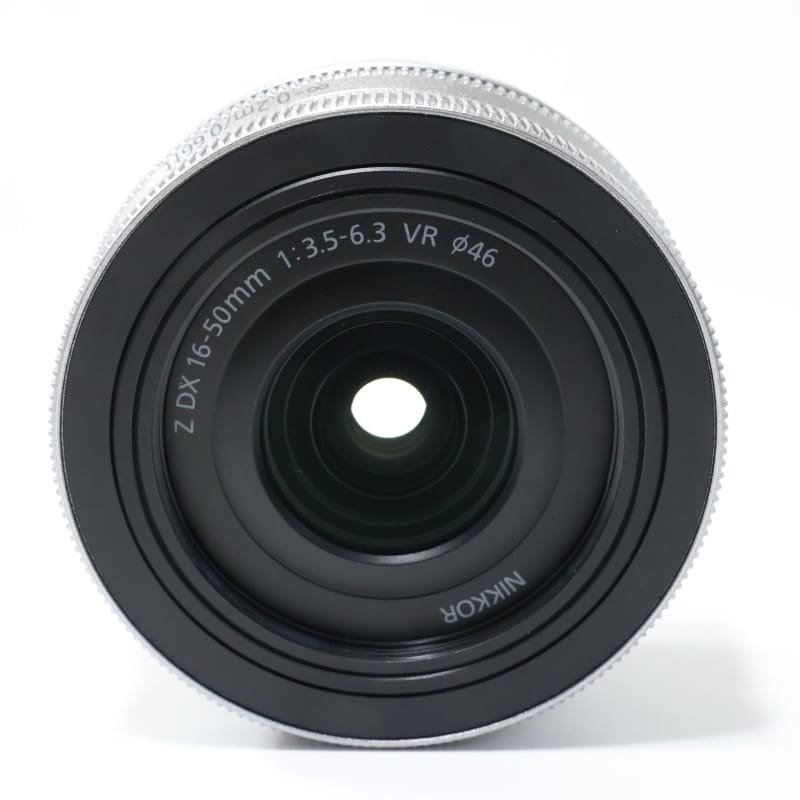 NIKKOR Z DX 16-50mm f/3.5-6.3 VR シルバー