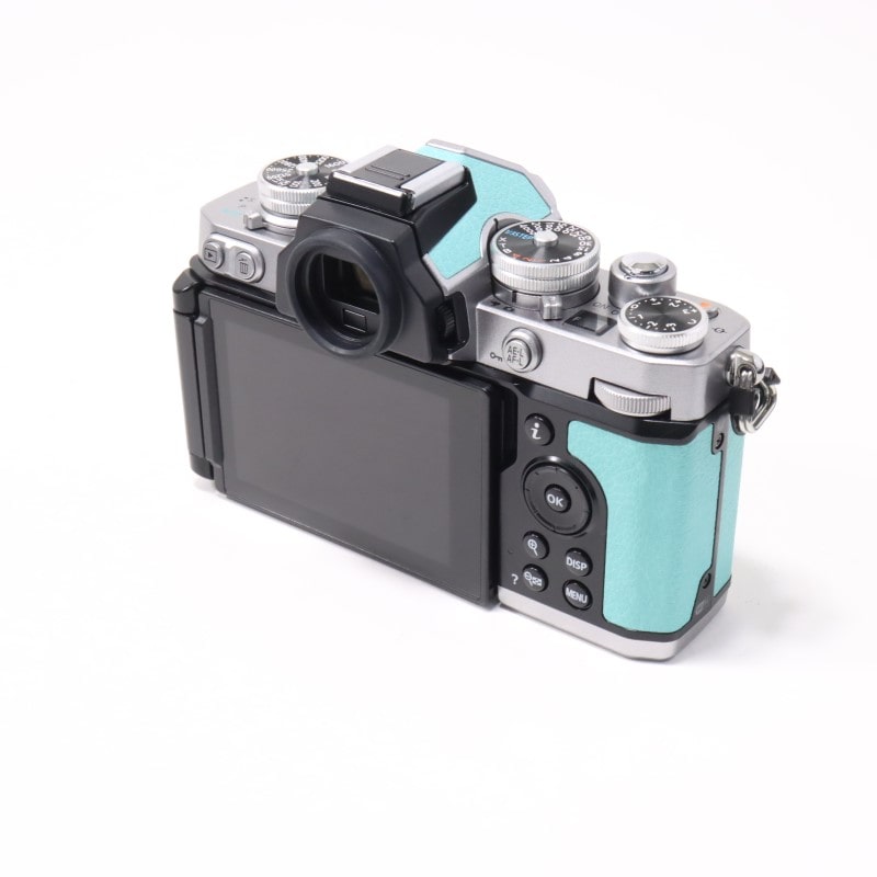 Nikon Zfc ボディ シルバー ミントグリーン 中古 C2120152723621
