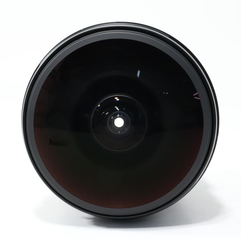 EF8-15mm F4L フィッシュアイ USM