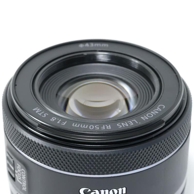 RF50mm F1.8 STM