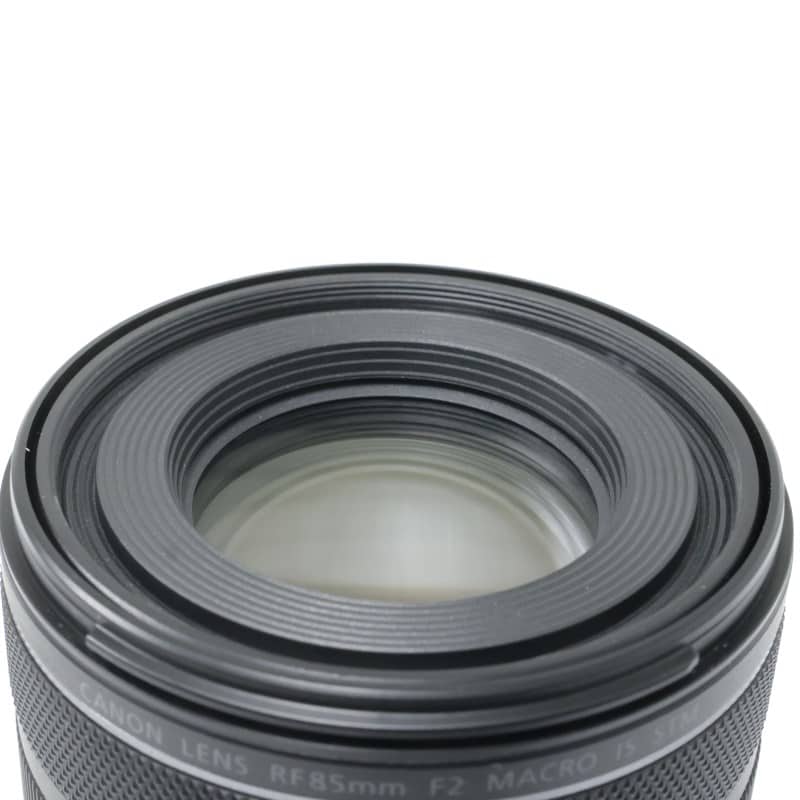 RF85mm F2 MACRO IS STM