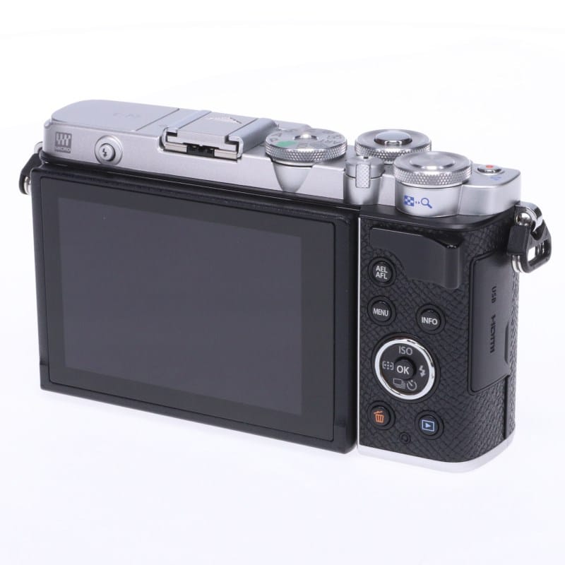 OLYMPUS／OM SYSTEM PEN E-P7 ボディー シルバー ABランク 中古