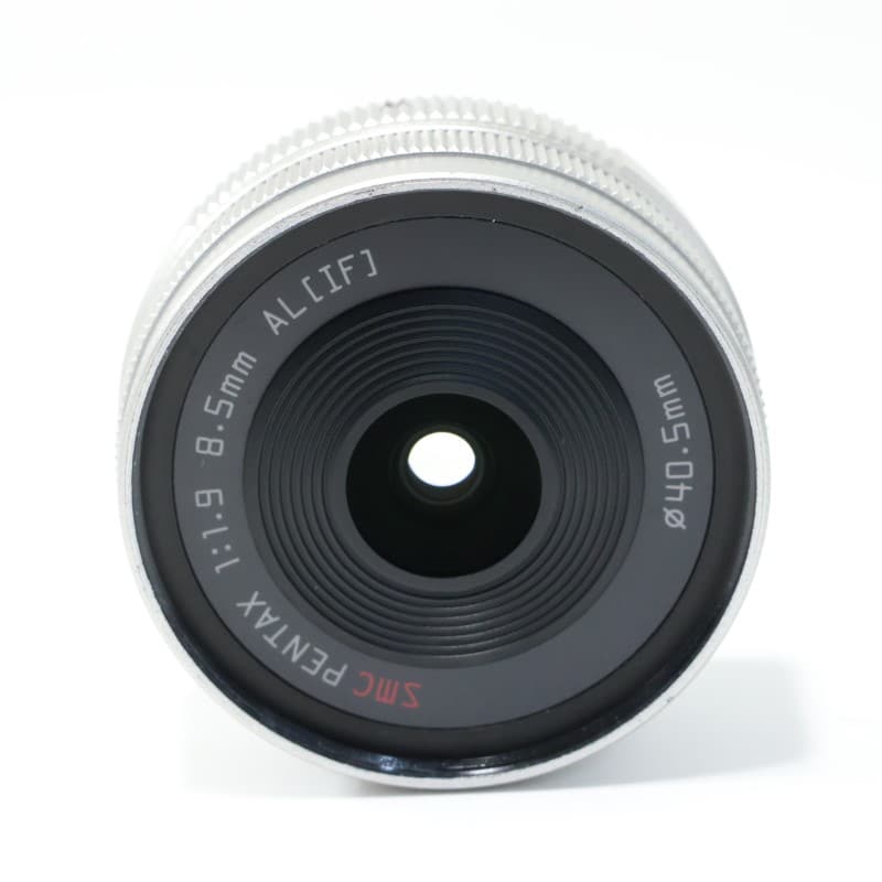 01 STANDARD PRIME 8.5mm F/1.9(シルバー)