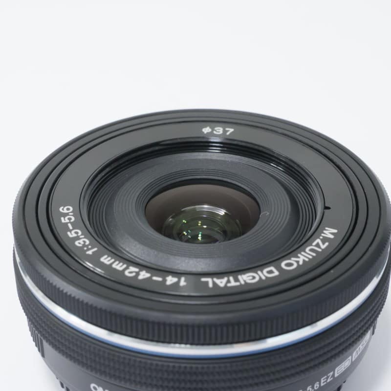 OM SYSTEM M.ZUIKO DIGITAL ED 14-42mm F3.5-5.6 EZ ブラック