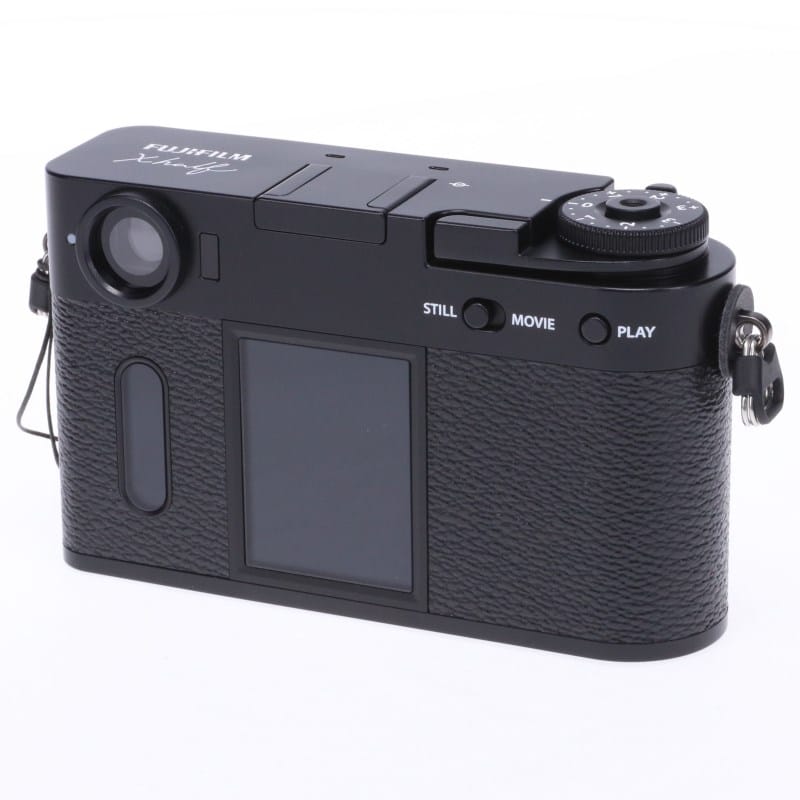 X half (FUJIFILM X-HF1) ブラック