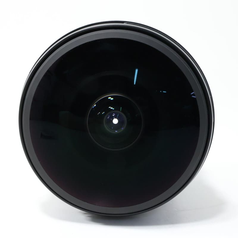 EF8-15mm F4L フィッシュアイ USM