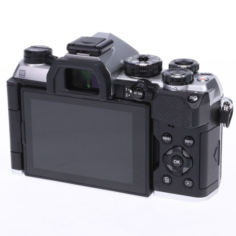 OM SYSTEM OM-5 Mark II ボディー シルバー