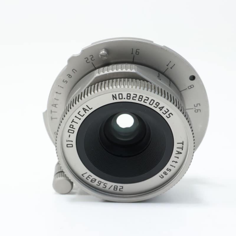 TTArtisan 28mm f/5.6 ライカMマウント チタンカラー