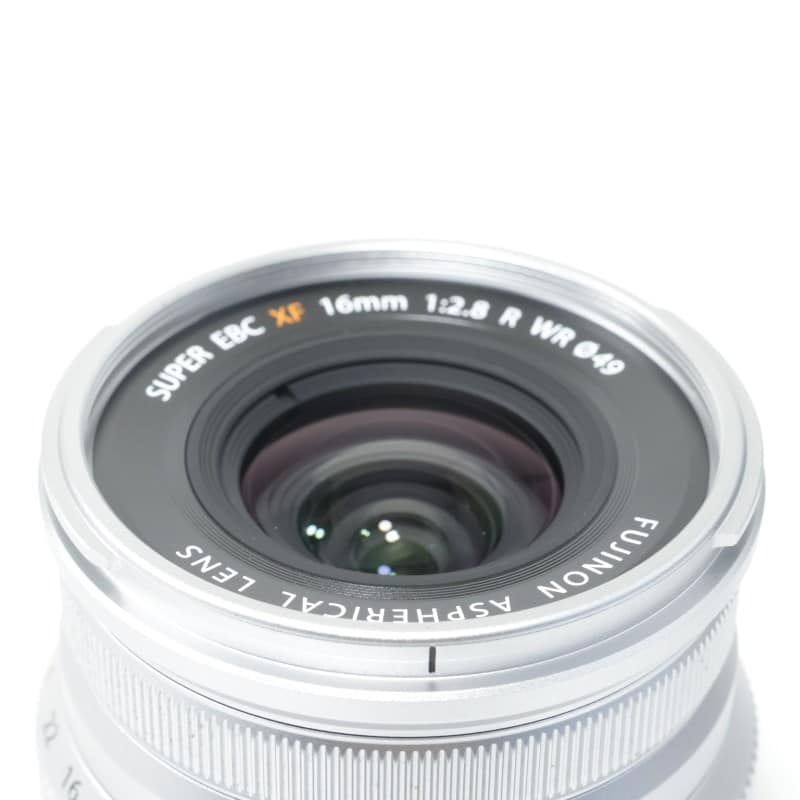 フジノンレンズ XF16mmF2.8 R WR シルバー