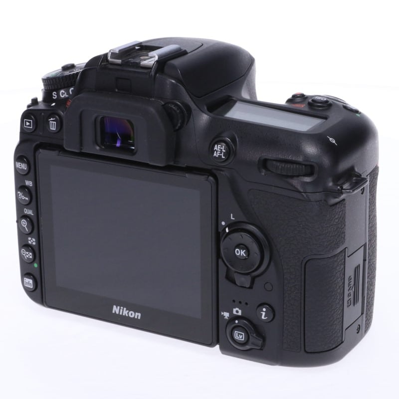 D7500 ボディ
