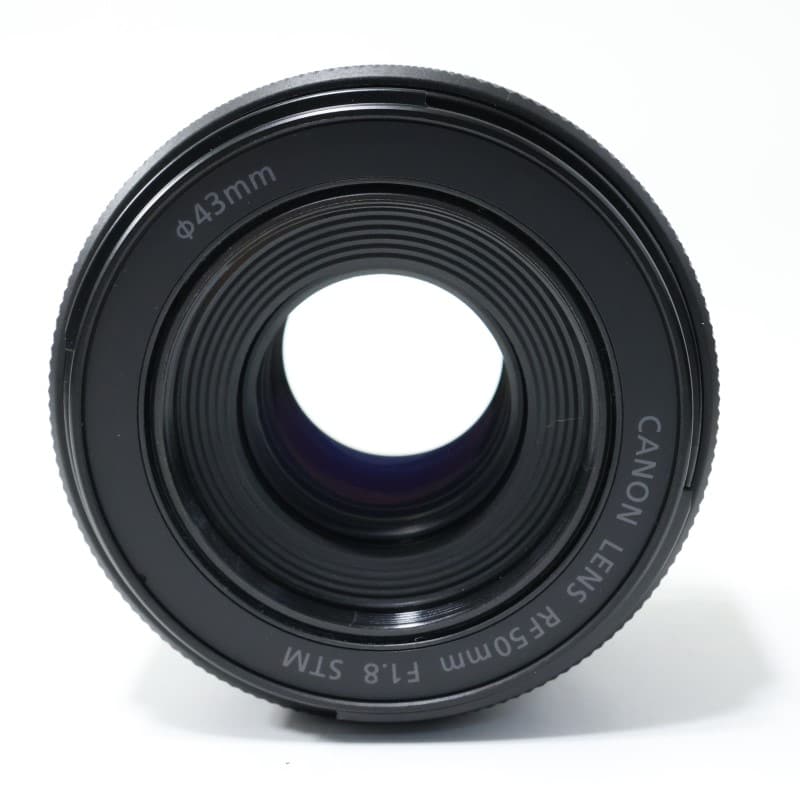 RF50mm F1.8 STM