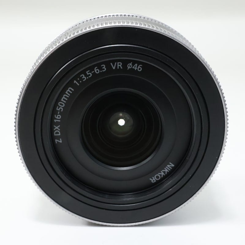 NIKKOR Z DX 16-50mm f/3.5-6.3 VR シルバー