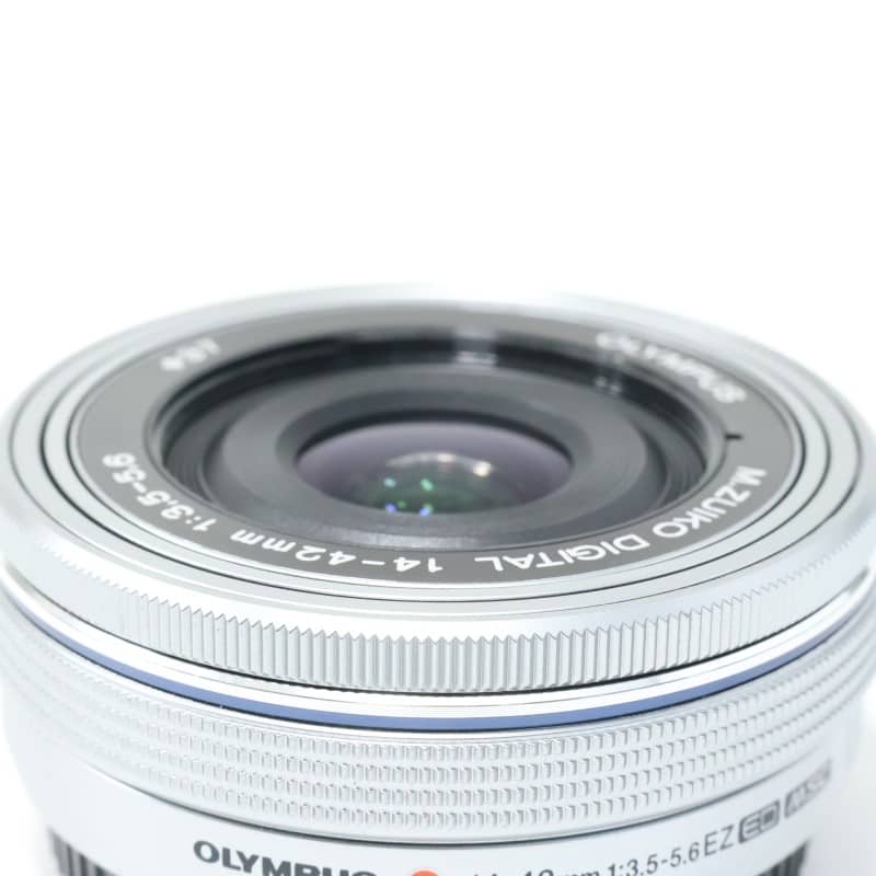 M.ZUIKO DIGITAL ED 14-42mm F3.5-5.6 EZ シルバー