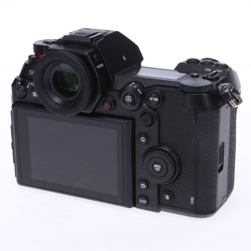 LUMIX S1R ボディ DC-S1R-K