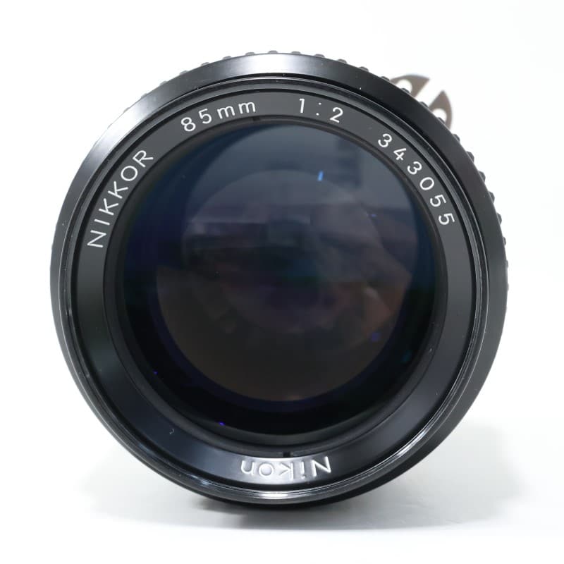 Ai Nikkor 85mm F2S