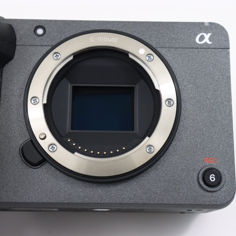 FX30 XLRハンドルユニット同梱モデル ILME-FX30
