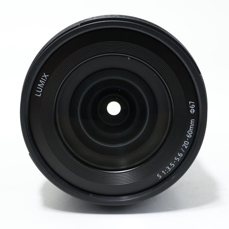 LUMIX S 20-60mm F3.5-5.6 S-R2060